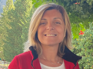 Conduce: Silvia Maria Celentano