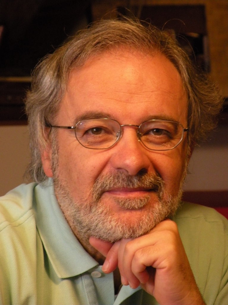 Conduce: Pier Luigi Spatola
