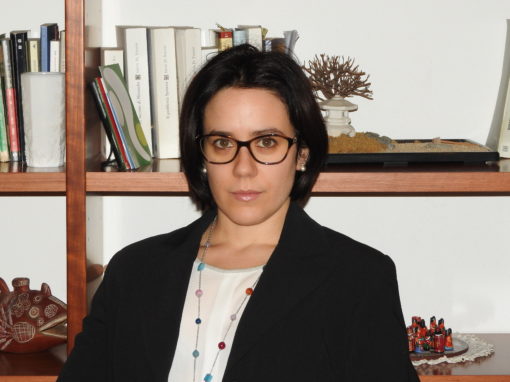 Conduce: Francesca Spatola